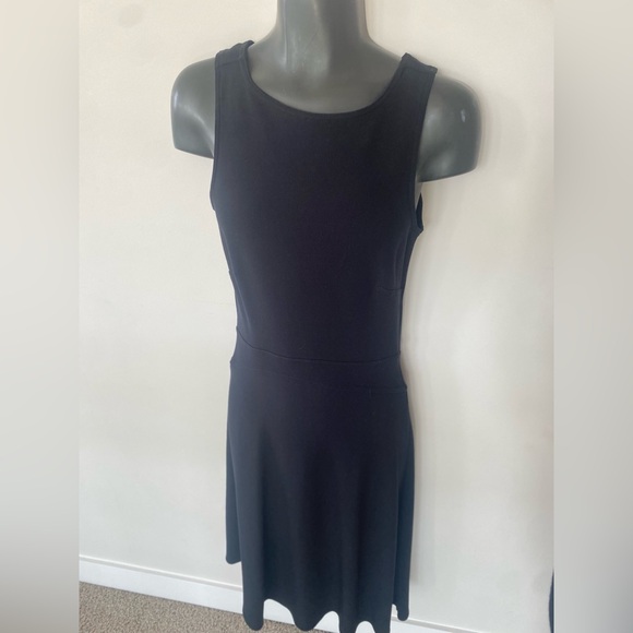 Jacob Dresses & Skirts - Jacob Blue Sheath Midi Dress Sleeveless Scoop Neck/ woman’s size 3/4